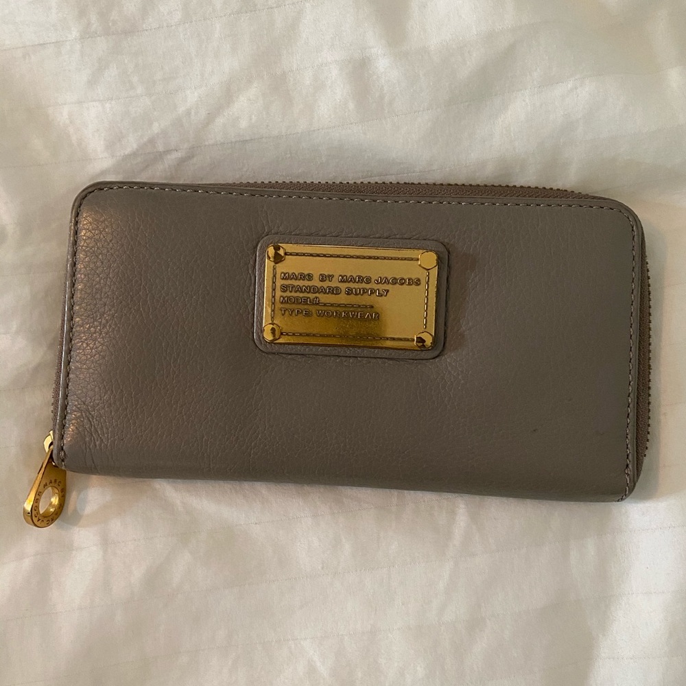 Marc by Marc Jacobs Classic Q Slim Wallet